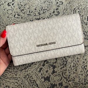 Michael Kors Large White and Gray Logo Wallet
